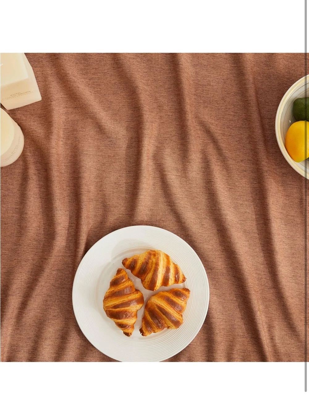 NEW Linen Textured Rectangle Heavyweight  Tablecloth, 60x104”. Caramel